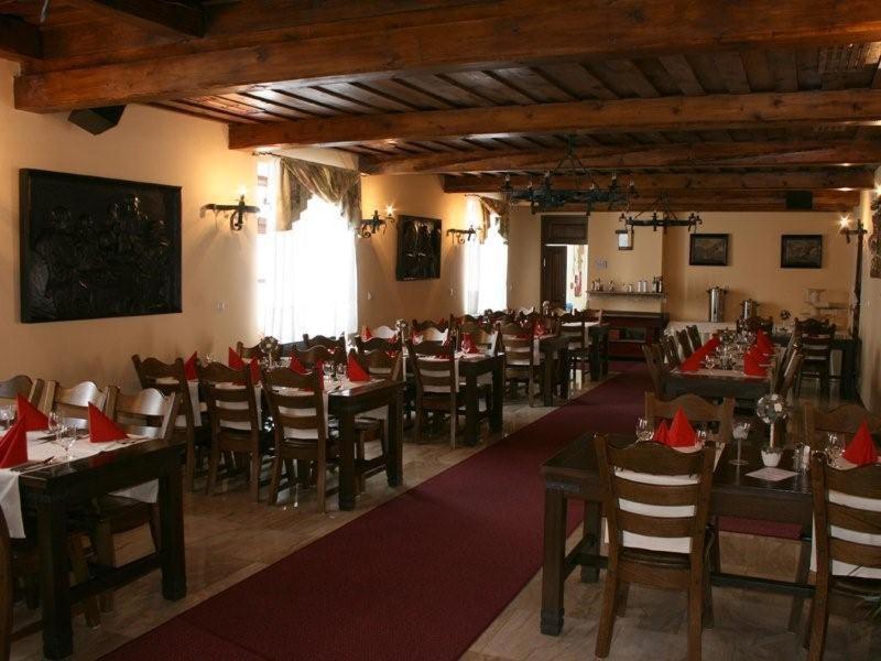 Chateau Krakovany المظهر الخارجي الصورة