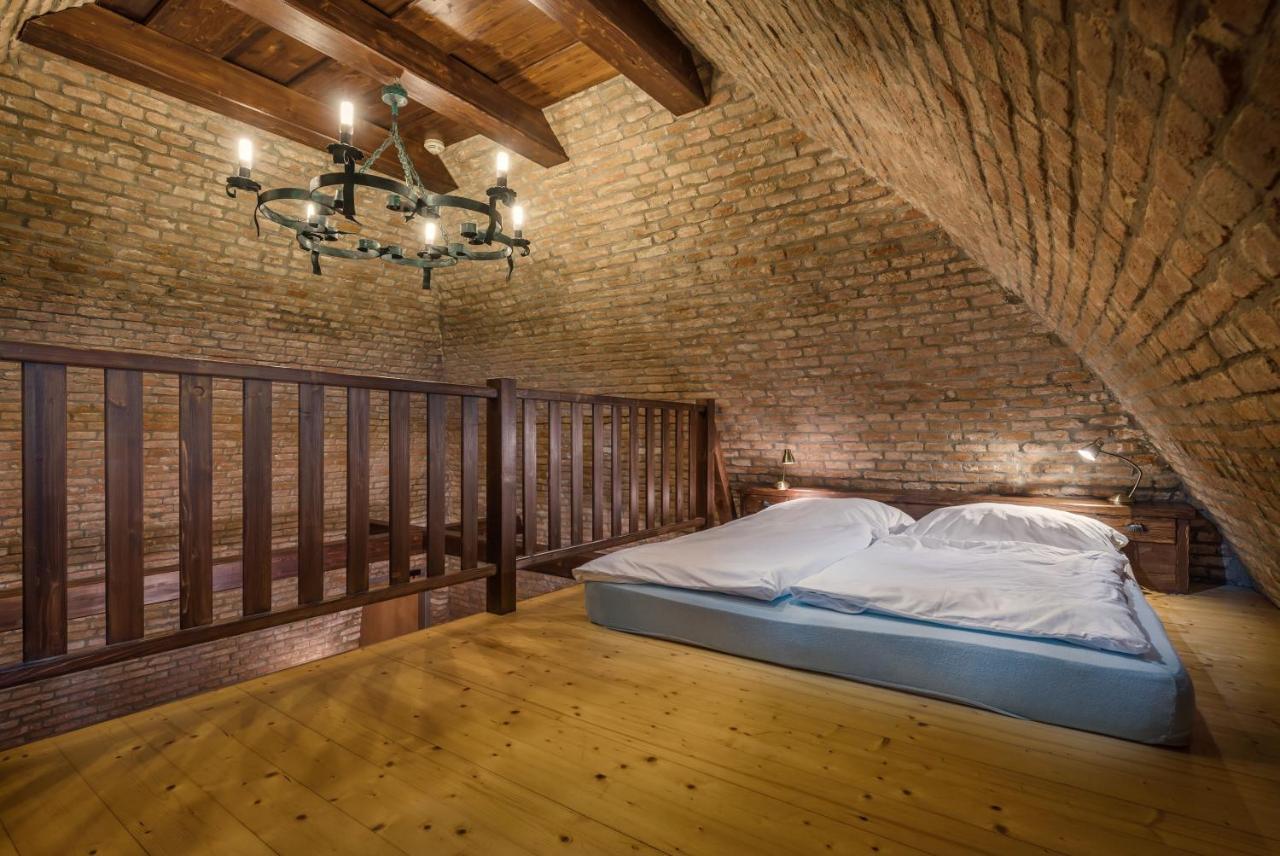 Chateau Krakovany المظهر الخارجي الصورة